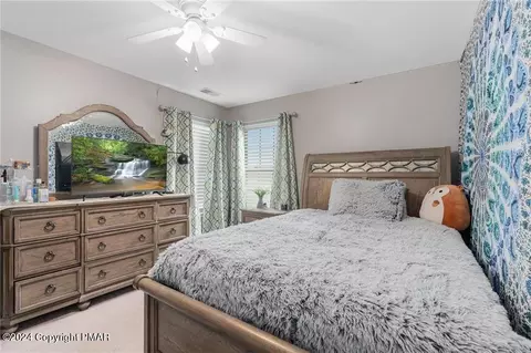 245 E Dell Rd, Bath, PA 18014 photo 39