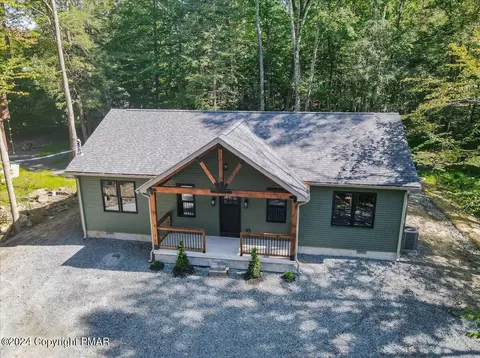 28 Mockingbird Ln, Lake Ariel, PA 18436