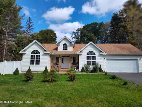124 Elm Dr, Blakeslee, PA 18610