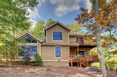 118 High Mountain Ln, Tannersville, PA 18372