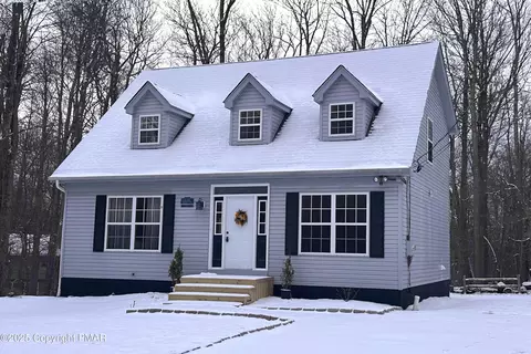 8909 Groundhog Way, Tobyhanna, PA 18466