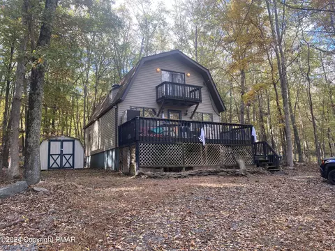 106 View Ct, East Stroudsburg, PA 18302