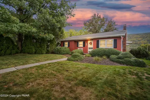 738 Columbia Ave, Palmerton, PA 18071