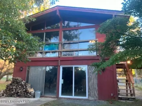 559 Mountain Rd, Albrightsville, PA 18210