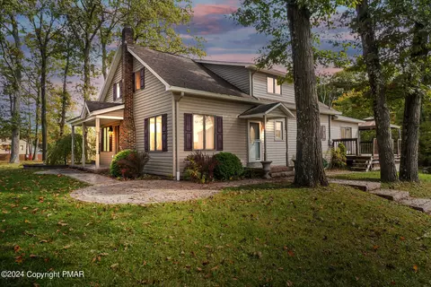 25 Stable Rd, Lehighton, PA 18235