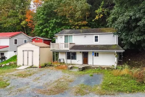 353 Icehouse Ln, Saylorsburg, PA 18353