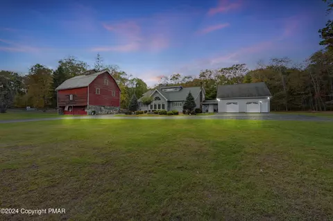 573 Cherry Lane Rd, East Stroudsburg, PA 18301