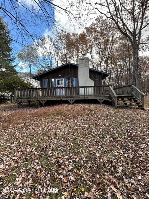 232 Crescent Way, Albrightsville, PA 18210