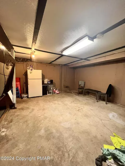 511 Old Forge Dr, Bath, PA 18014 photo 20
