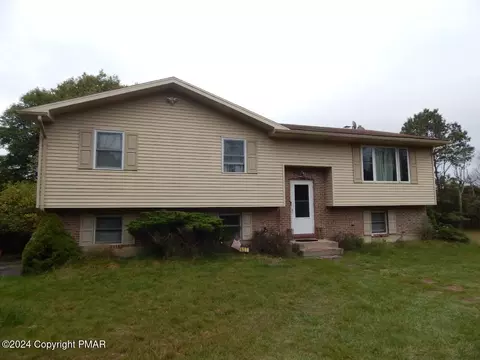 407 Patten Cir, Albrightsville, PA 18210