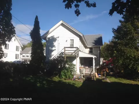 320 Berwick St, White Haven, PA 18661