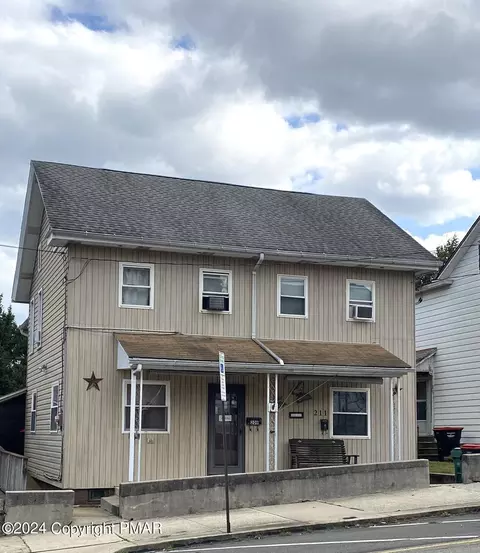 209-211 S Second St, Lehighton, PA 18235