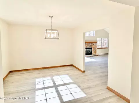 143 Cornwall Pl, Bushkill, PA 18324 photo 14