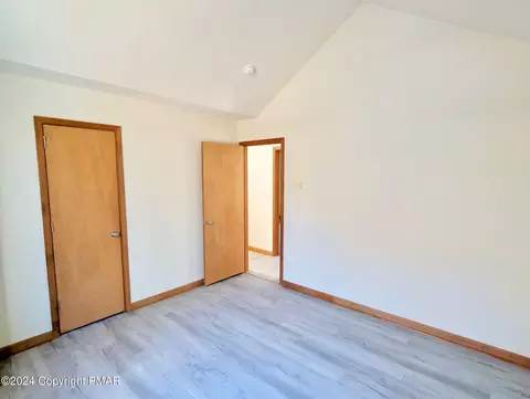 143 Cornwall Pl, Bushkill, PA 18324 photo 25