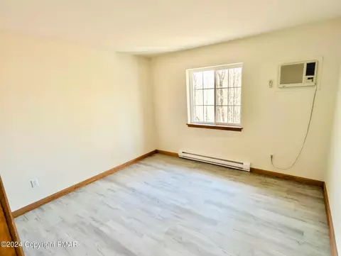 143 Cornwall Pl, Bushkill, PA 18324 photo 29