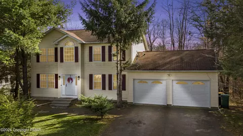 4139 Indian Ave, Pocono Summit, PA 18346