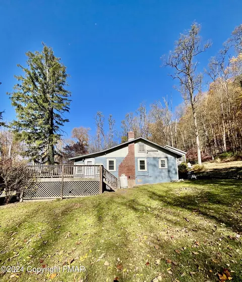 116 Fire House Ln, East Stroudsburg, PA 18301