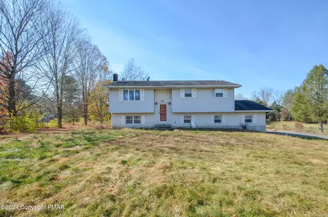 7351 Birch Dr, Kunkletown, PA 18058