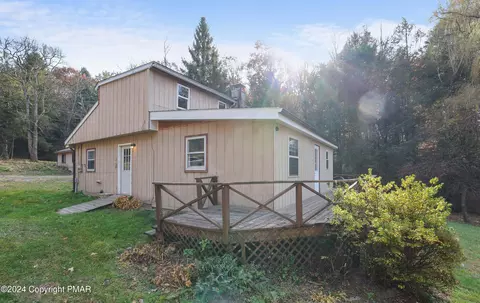 415 Koch Rd, Kunkletown, PA 18058