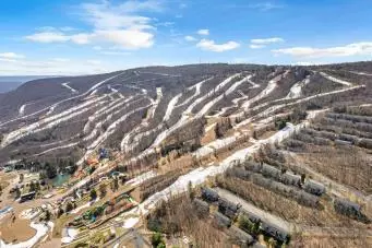 2235 Lot Camelback Dr, Tannersville, PA 18372
