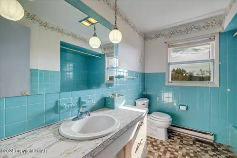201 E Mary St, Old Forge, PA 18518 photo 31