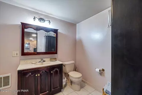 201 E Mary St, Old Forge, PA 18518 photo 39