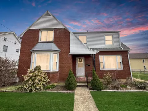 131 N 3rd St, Lehighton, PA 18235