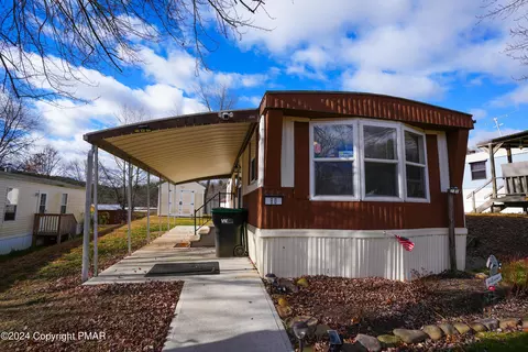 90 Cheyenne Ln, Lehighton, PA 18235