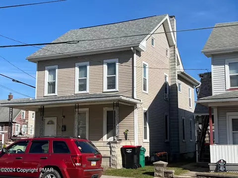 259 N 3rd St, Lehighton, PA 18235