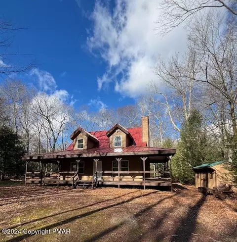 165 Longfellow Cir, Albrightsville, PA 18210
