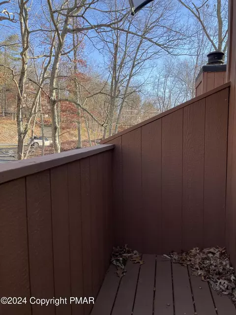 Exterior - 2204 Exeter Ct, Bushkill, PA 18324 photo 5 of 5