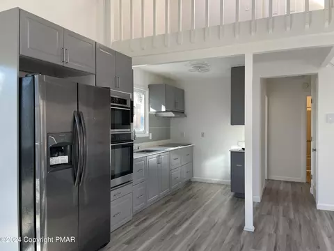 Kitchen - 2204 Exeter Ct, Bushkill, PA 18324 photo 1 of 5