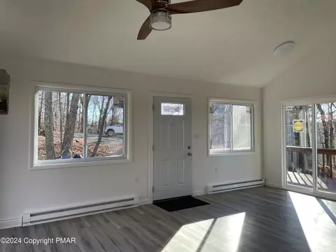 Living - 2204 Exeter Ct, Bushkill, PA 18324 photo 5 of 6