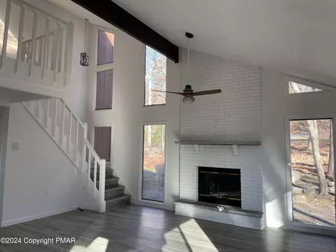 Living - 2204 Exeter Ct, Bushkill, PA 18324 photo 1 of 6