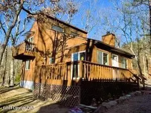 2204 Exeter Ct, Bushkill, PA 18324