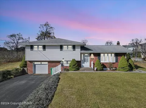 6 Stedman Ave, Lehighton, PA 18235