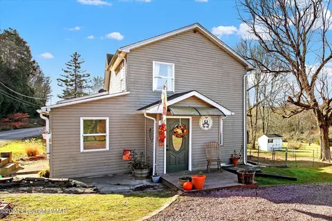 379 Dotters Corner Rd, Kunkletown, PA 18058