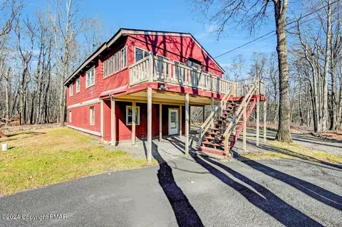 394 Cedar Dr, Long Pond, PA 18334