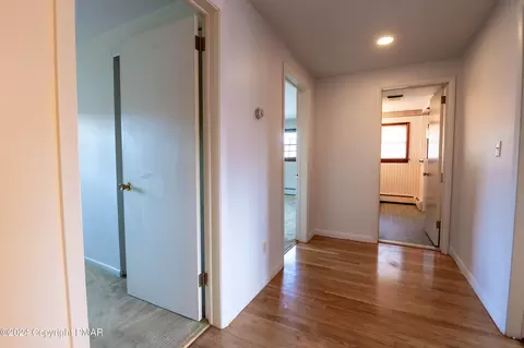155 Alpha Ave, Wind Gap, PA 18091 photo 21
