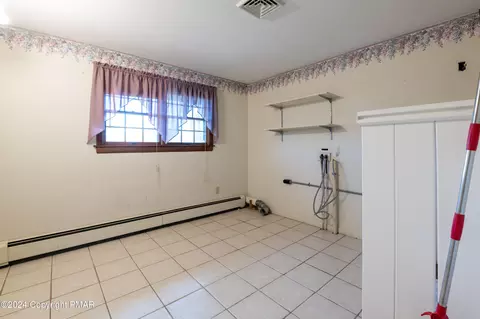 155 Alpha Ave, Wind Gap, PA 18091 photo 30