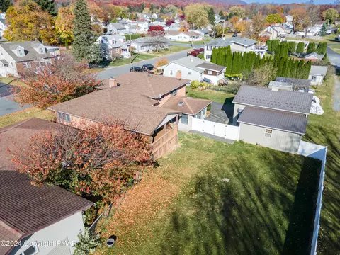 155 Alpha Ave, Wind Gap, PA 18091 photo 61