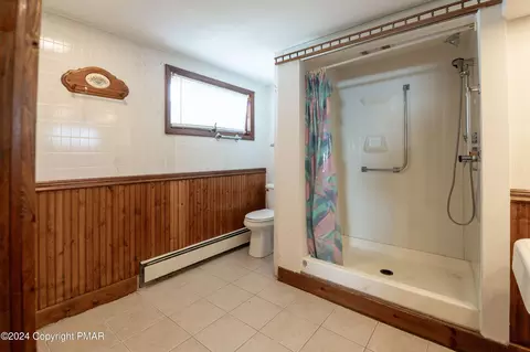 155 Alpha Ave, Wind Gap, PA 18091 photo 39