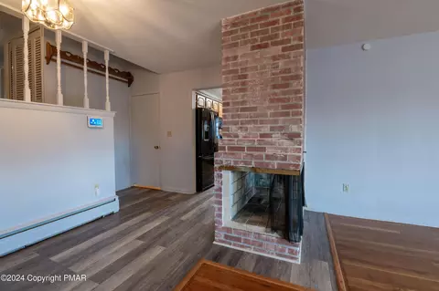 155 Alpha Ave, Wind Gap, PA 18091 photo 5