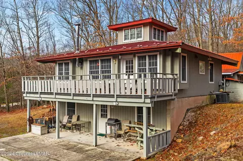 76 Leisure Ln, Jim Thorpe, PA 18229