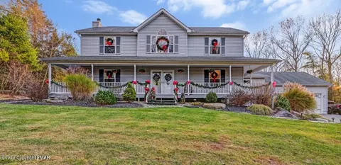474 Rodeo Dr, Kunkletown, PA 18058