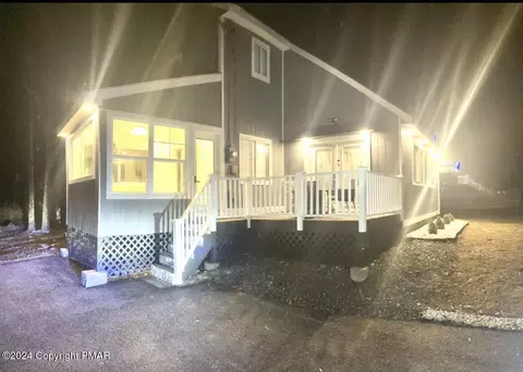 Exterior - 1109 Steele Cir, Bushkill, PA 18324 photo 2 of 11