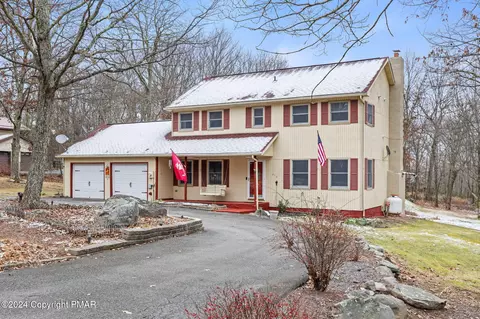 416 Longview Dr, Stroudsburg, PA 18360