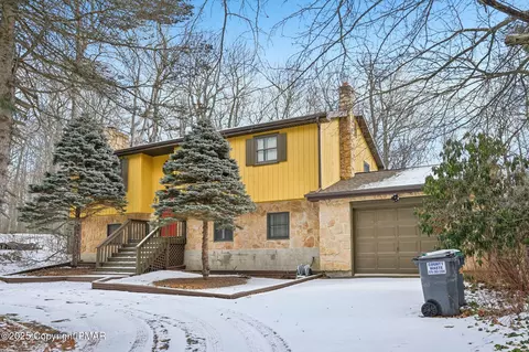 113 Colt Pl, Tobyhanna, PA 18466