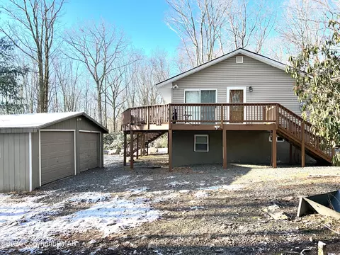 19 Sokoki Cir, Jim Thorpe, PA 18229