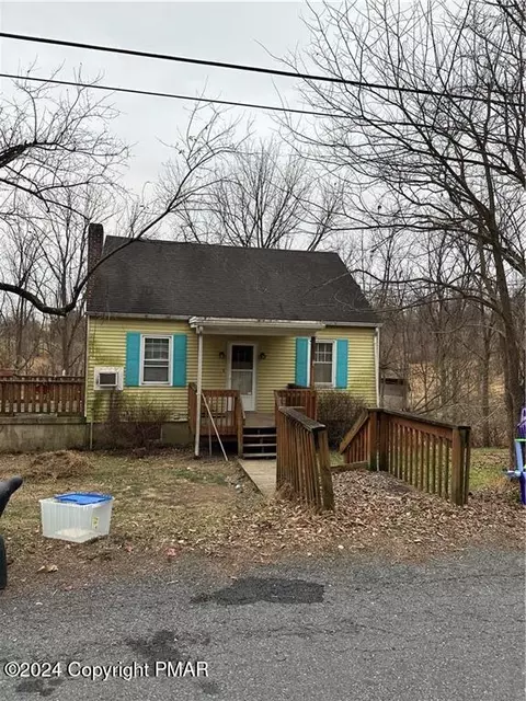 525 Richard Garr Rd, Easton, PA 18040